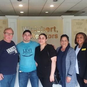 Meet your Posher, Patricia